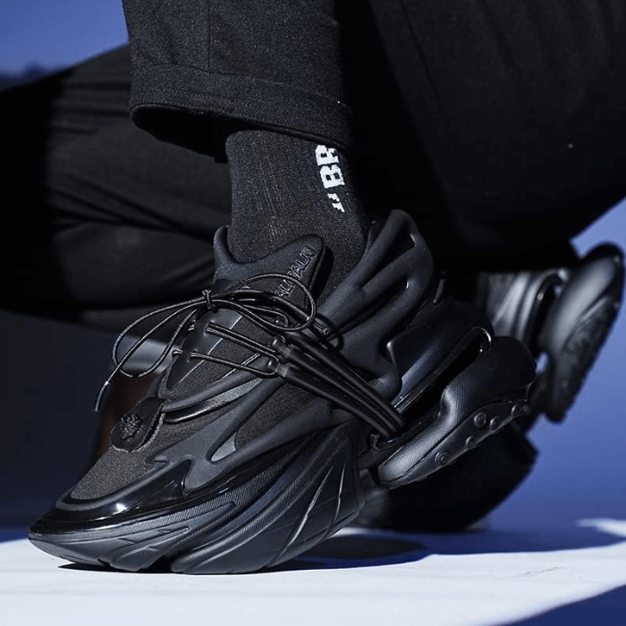 Men's Balmain Unicorn Paris Sneakers All Black